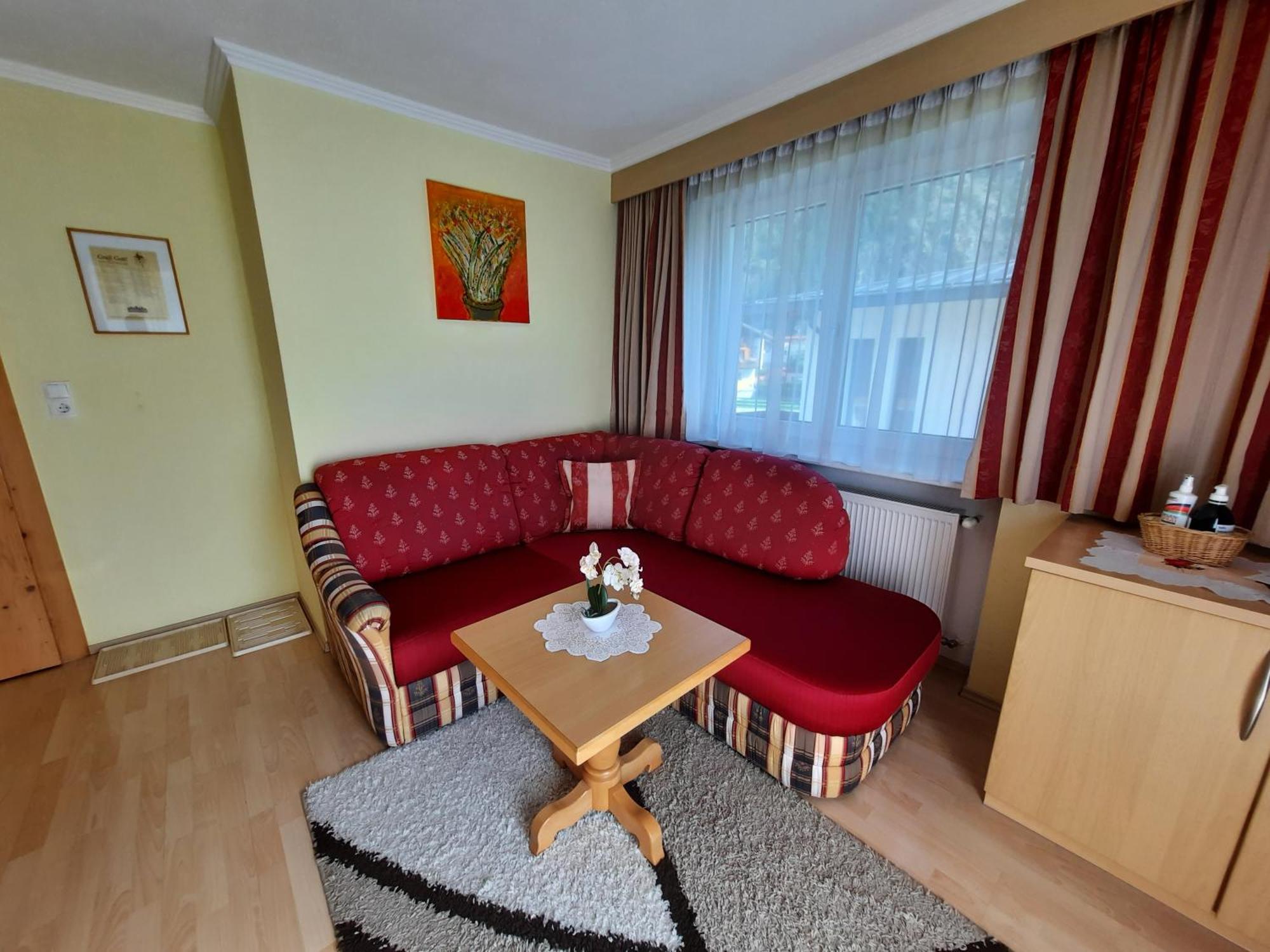 Haus Tanja Apartment Längenfeld Exterior photo